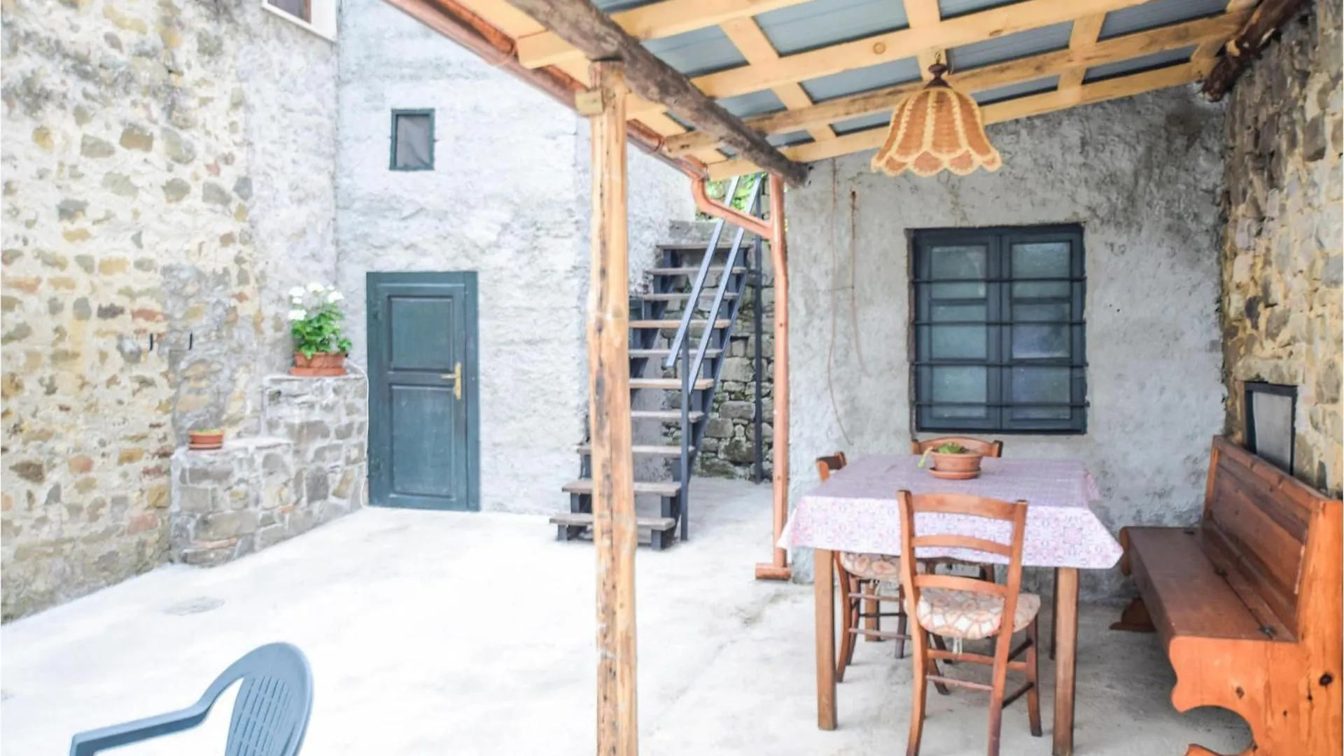 Pet Friendly Home In Bagni Di Lucca With Kitchen Holiday home